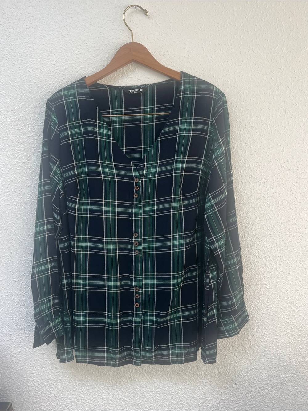 BloomChic Black and Green Plaid Button-Front Women's Shirt